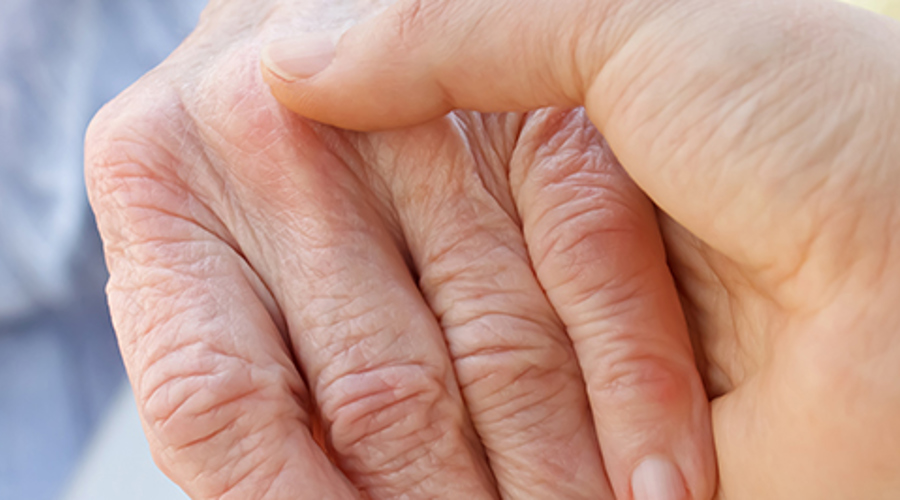 Close-up oud hand